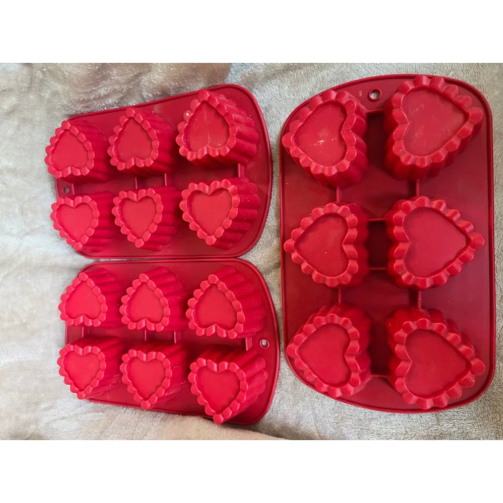 Red Heart Silicone Baking Molds Set of 3 Fluted Cupcake Muffin Trays Valentine